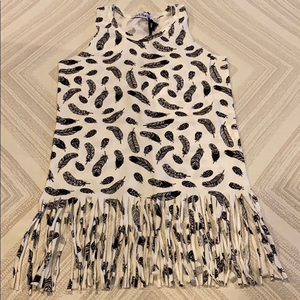 Petitbo By White Fringe Tank Top Black Feathers